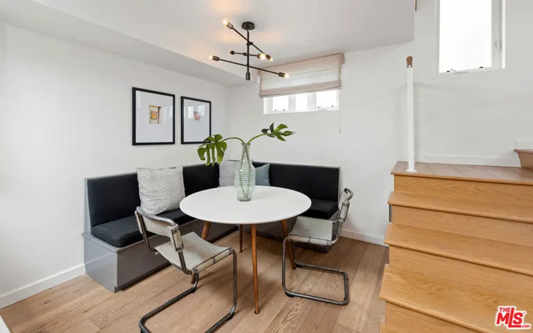 938 Lincoln Boulevard 5, Santa Monica, California 90403