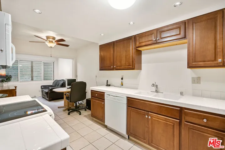3500 W Manchester Boulevard 306, Inglewood, California 90305