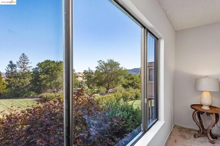 2009 Golden Rain Road 3, Walnut Creek, California 94595-1921