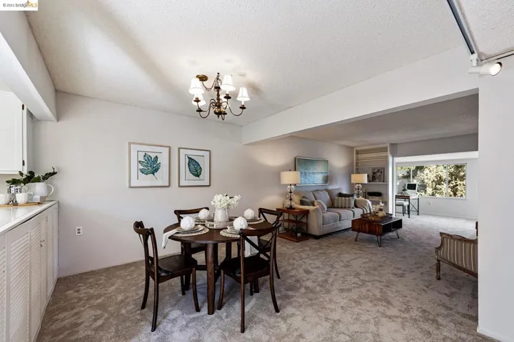 2009 Golden Rain Road 3, Walnut Creek, California 94595-1921