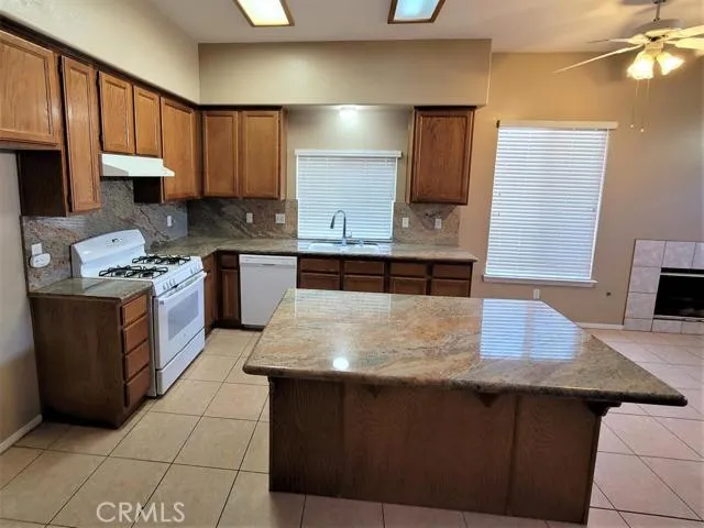 17600 Dayton Street, Victorville, California 92395