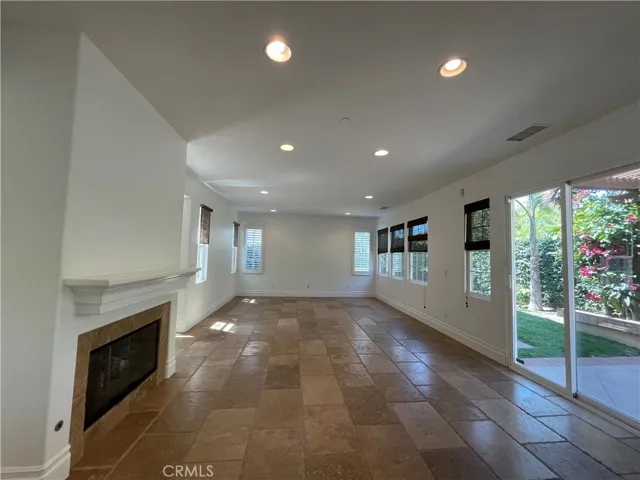 Dinette looking towards Family Room