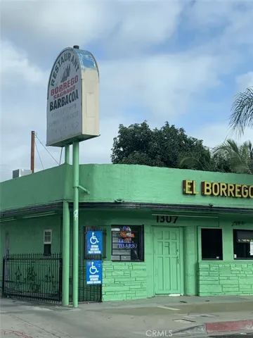 1307 S Main Street, Santa Ana, California 92707