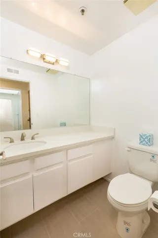 2563 Plaza Del Amo 210, Torrance, California 90503
