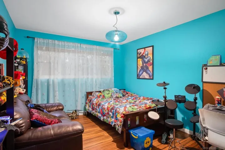 925 Kittiwake Lane, Chula Vista, California 91911