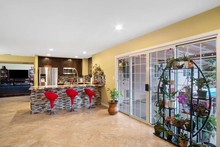 925 Kittiwake Lane, Chula Vista, California 91911