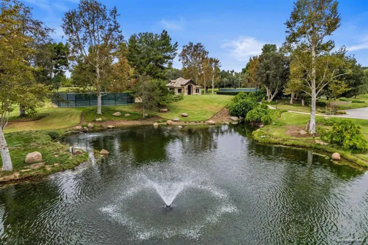 8 Saddle Creek Rd, Fallbrook, California 92028