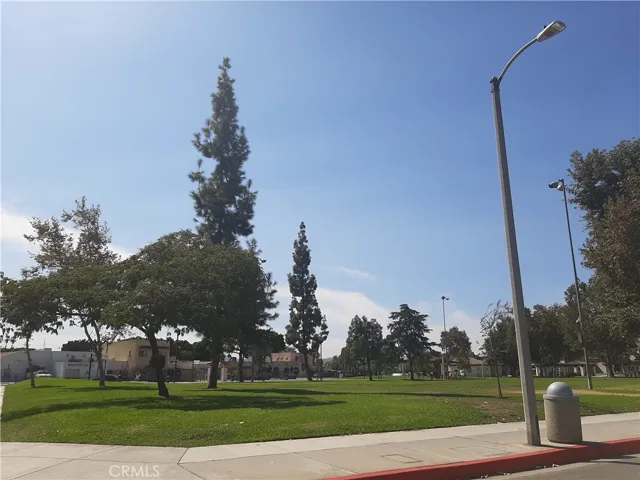 372 Park Shadow Court 44, Baldwin Park, California 91706