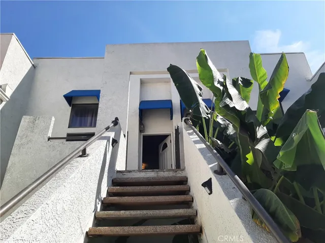 372 Park Shadow Court 44, Baldwin Park, California 91706