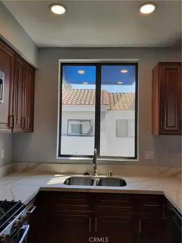 372 Park Shadow Court 44, Baldwin Park, California 91706