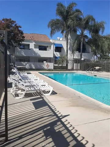 372 Park Shadow Court 44, Baldwin Park, California 91706