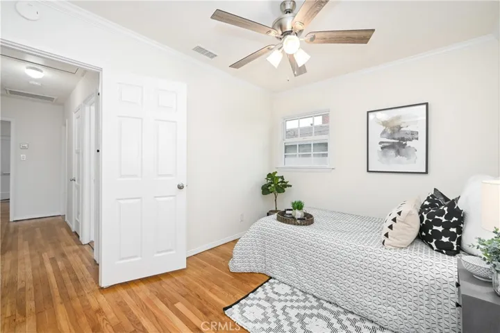 3028 N Greenbrier Road, Long Beach, California 90808