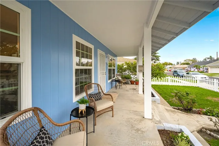 3028 N Greenbrier Road, Long Beach, California 90808