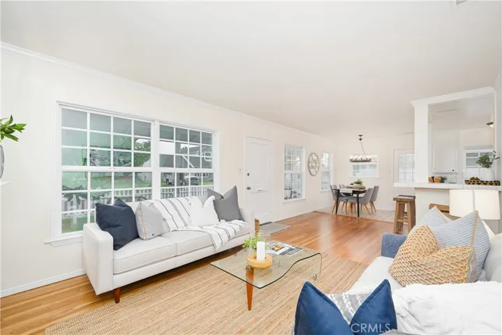 3028 N Greenbrier Road, Long Beach, California 90808
