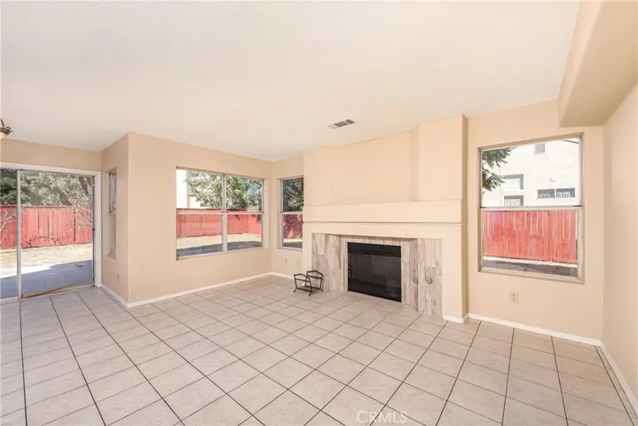 5381 E Avenue R4, Palmdale, California 93552
