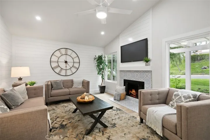 28385 Pacheco, Mission Viejo, California 92692