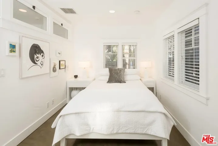 739 Westmount Drive, West Hollywood, California 90069