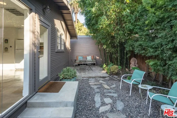 739 Westmount Drive, West Hollywood, California 90069