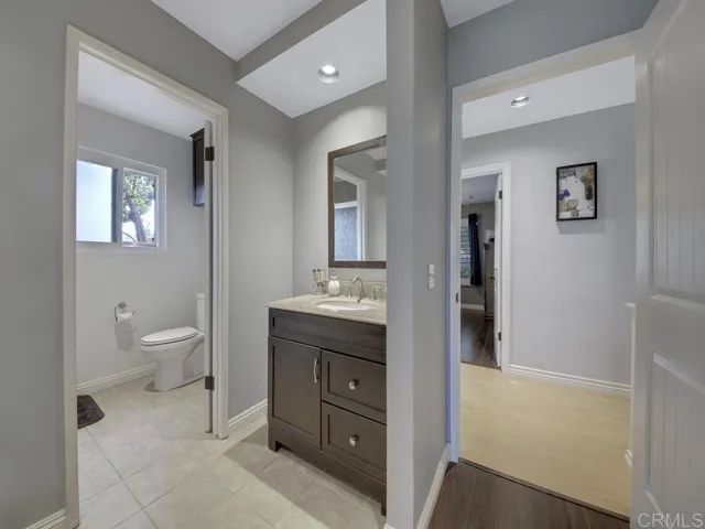 346 Holiday Way, Oceanside, California 92057