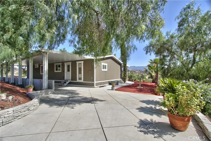 41625 Via Lilia Road, Temecula, California 92592