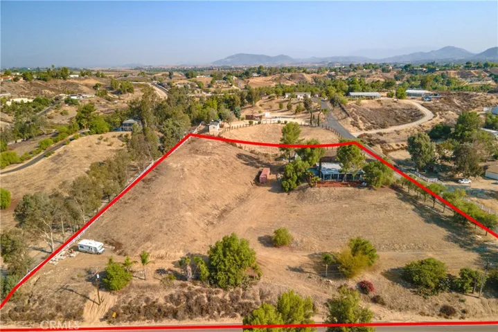 41625 Via Lilia Road, Temecula, California 92592