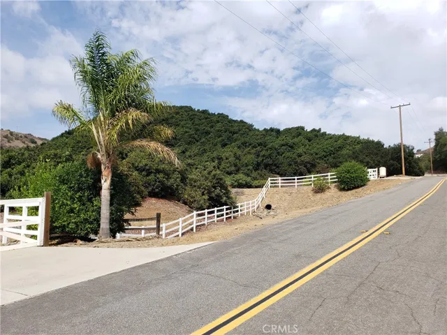 45100 La Cruz Drive, Temecula, California 92590