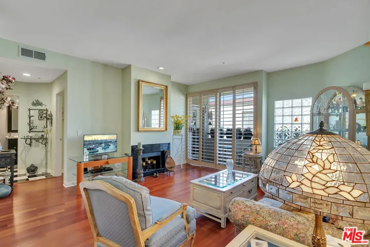 3561 Clarington Avenue 107, Los Angeles, California 90034