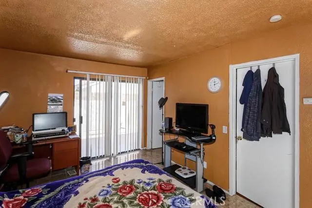 16246 Tokay Street, Victorville, California 92395