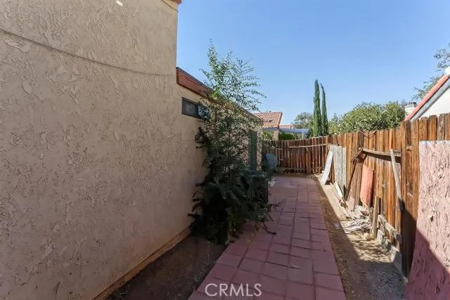 16246 Tokay Street, Victorville, California 92395