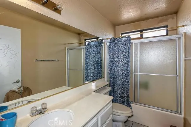 16246 Tokay Street, Victorville, California 92395