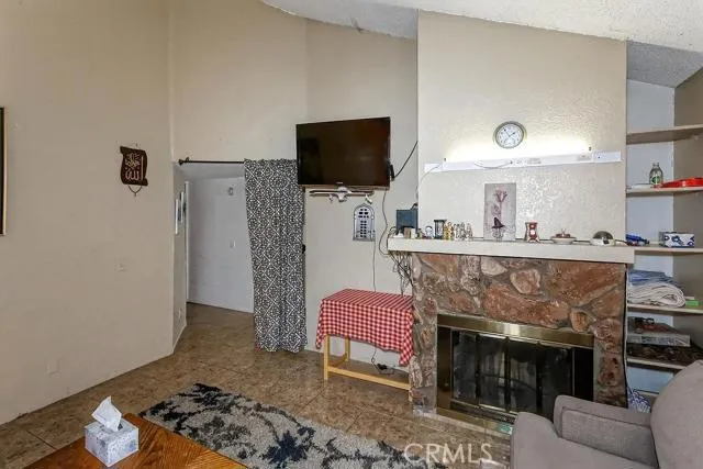 16246 Tokay Street, Victorville, California 92395