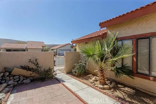 16246 Tokay Street, Victorville, California 92395