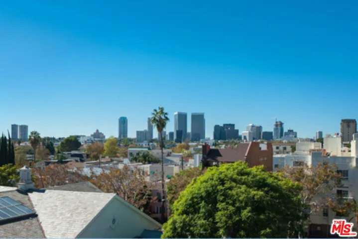 131 S Maple Drive 402, Beverly Hills, California 90212