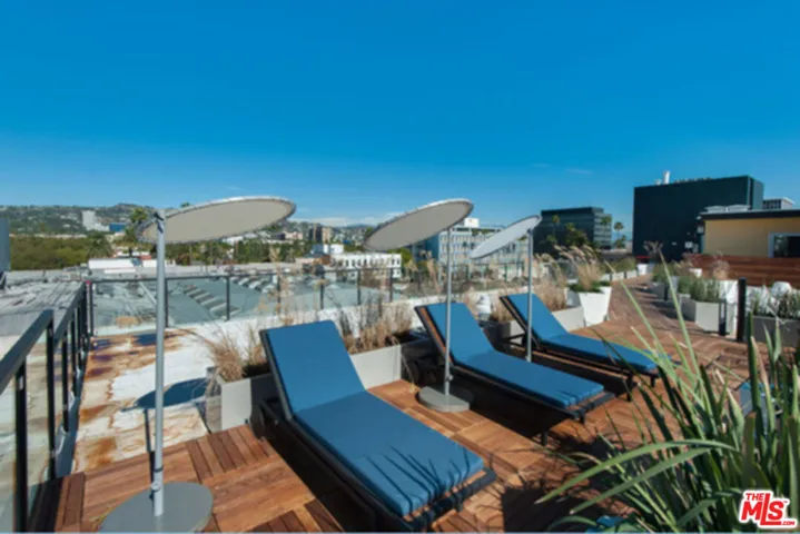 131 S Maple Drive 402, Beverly Hills, California 90212
