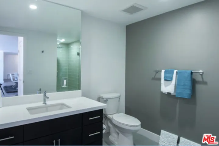 131 S Maple Drive 402, Beverly Hills, California 90212