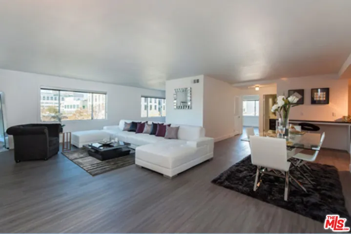 131 S Maple Drive 402, Beverly Hills, California 90212
