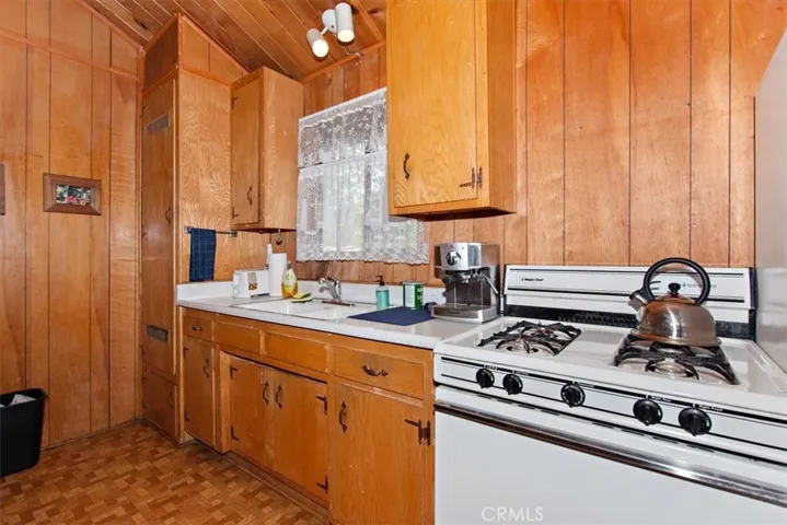 512 Beaumont Lane, Big Bear, California 92314