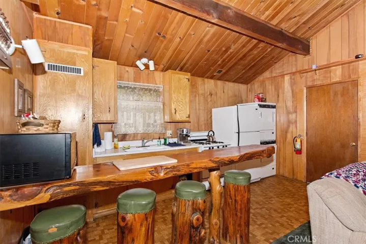 512 Beaumont Lane, Big Bear, California 92314