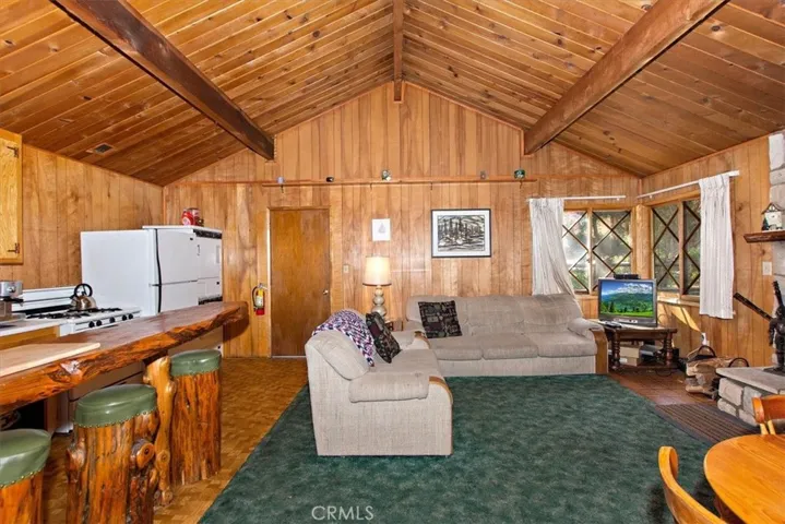 512 Beaumont Lane, Big Bear, California 92314