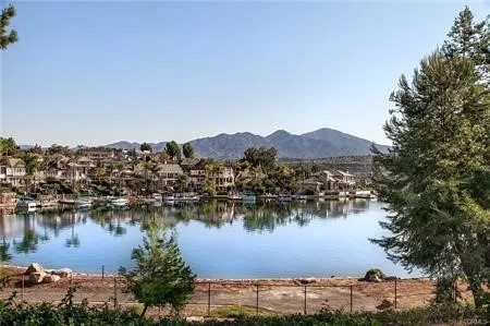 26941 Stonehaven, Mission Viejo, California 92691