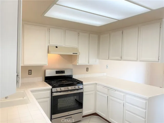 26941 Stonehaven, Mission Viejo, California 92691