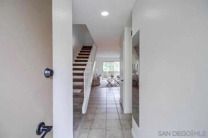 5700 Baltimore Dr 9, La Mesa, California 91942
