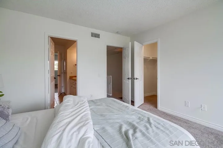 5700 Baltimore Dr 9, La Mesa, California 91942