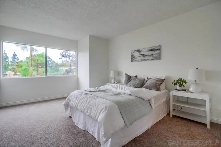 5700 Baltimore Dr 9, La Mesa, California 91942