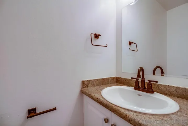 5700 Baltimore Dr 9, La Mesa, California 91942