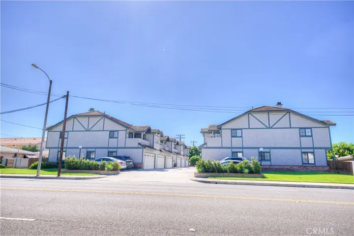 4772 Crescent Avenue 12, Cypress, California 90630