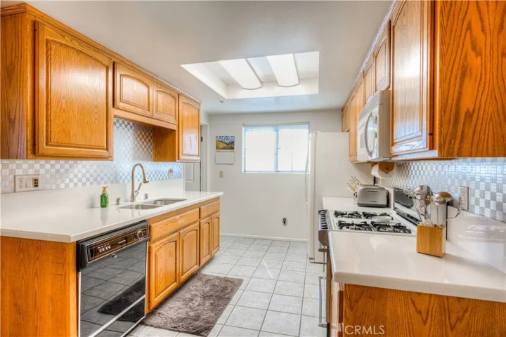4772 Crescent Avenue 12, Cypress, California 90630