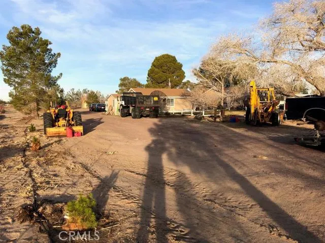 33979 Fremont Road, Newberry Springs, California 92365