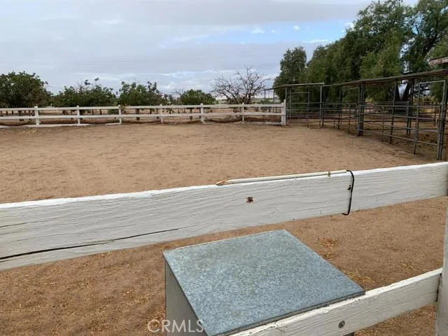 33979 Fremont Road, Newberry Springs, California 92365