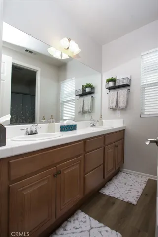 34132 Lake Breeze Drive, Yucaipa, California 92399